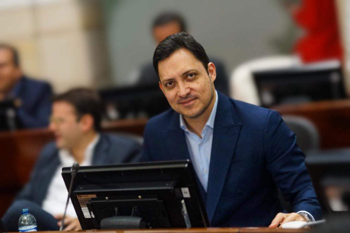 Oposición apoya referendo, pero hundieron consulta: “No es lo mismo que lo del Gobierno”, dice Motoa