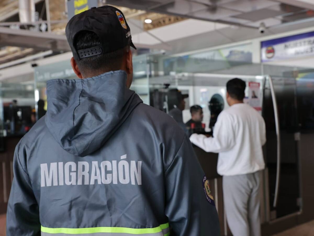 Corte Suprema de EE.UU. suspende la deportación de venezolanos desde Texas