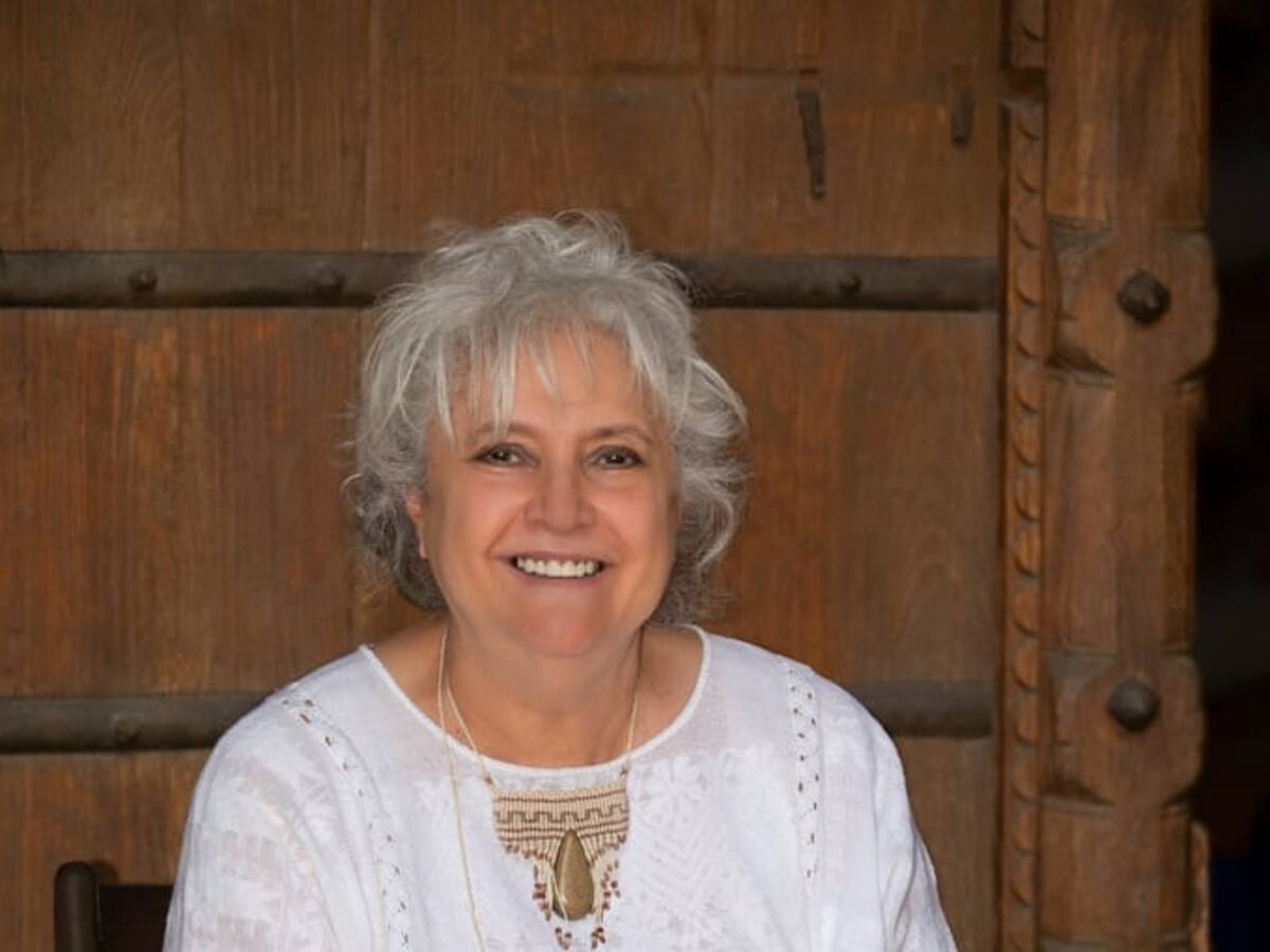 Se nos olvida que somos seres capaces de transformar: Laura Esquivel