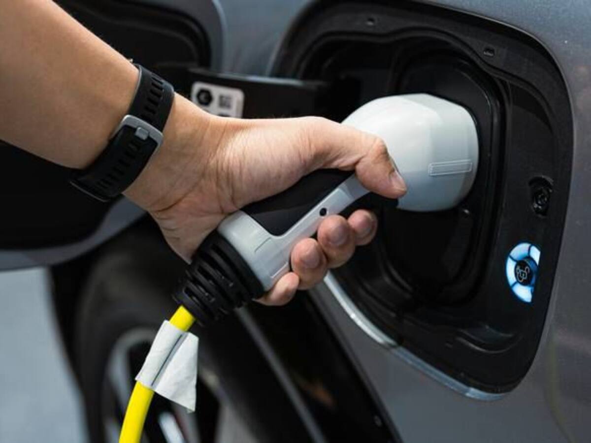 Carros híbridos subirían de precio: Por decreto, Gobierno establecería arancel de 35%