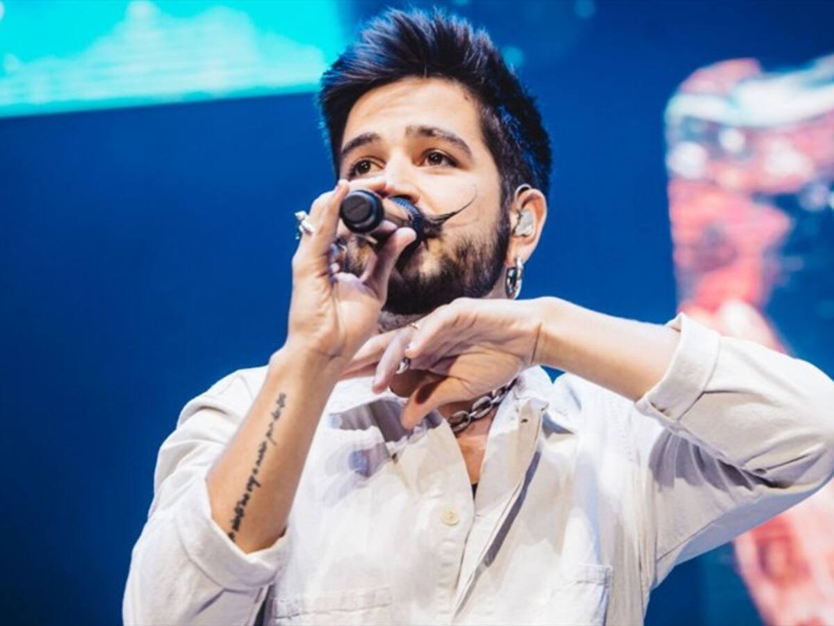 "Me he despertado de una de las noches más bonitas de mi vida": Camilo