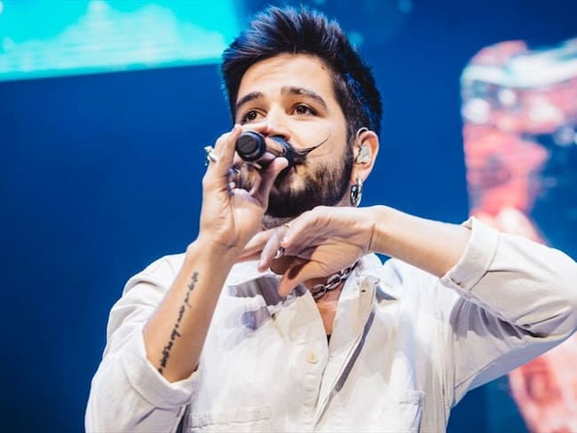 "Me he despertado de una de las noches más bonitas de mi vida": Camilo