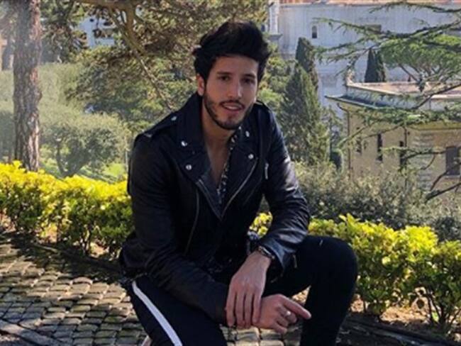 Sebastian Yatra será embajador en Colombia de la Fundación Scholas del papa Francisco