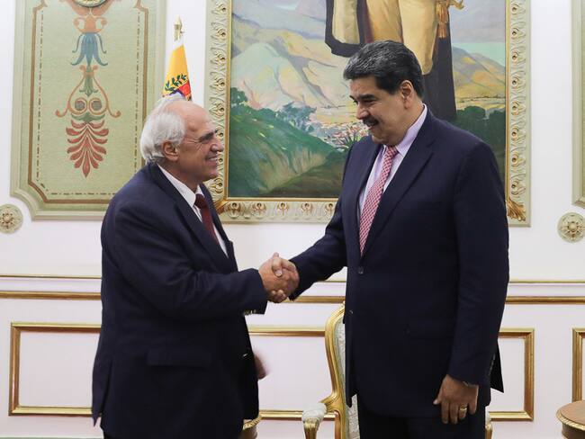 Ernesto Samper y Nicolás Maduro. Foto: Prensa Presidencial.