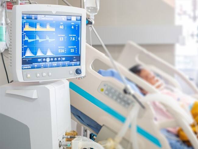 Inédito caso de una belga de 90 años infectada con dos variantes de COVID-19. Foto: Getty Images/Jackyenjoyphotography