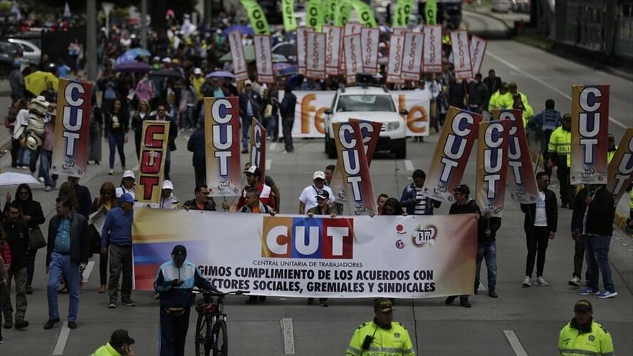 Los sindicatos pidieron a la ciudadanía que cualquier manifestación que decida realizar sea de manera pacífica. Foto: Colprensa / SERGIO ACERO