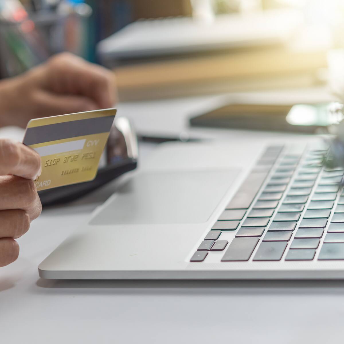 Cuenta de ahorros vs. cuenta corriente: ¿en qué se diferencian?