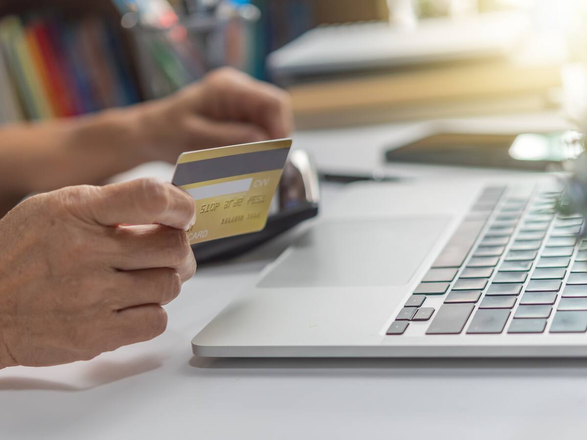 Cuenta de ahorros vs. cuenta corriente: ¿en qué se diferencian?