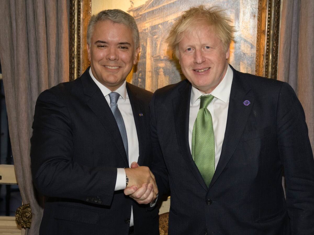 Colombia formaliza TLC con el Reino Unido