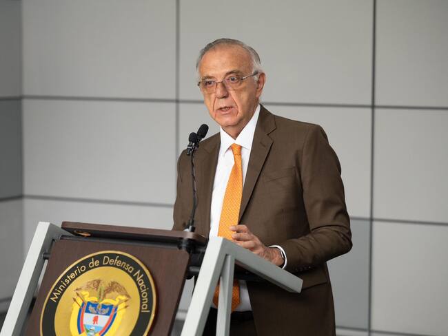 Ministro de Defensa, Iván Velásquez. Cortesía: MinDefensa.