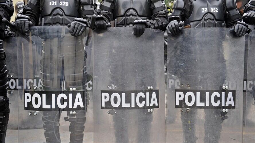 Con un simbólico acto finalizó la marcha que los estudiantes universitarios realizaron este miércoles en la ciudad de Popayán. Foto: Getty Images | Unicauca