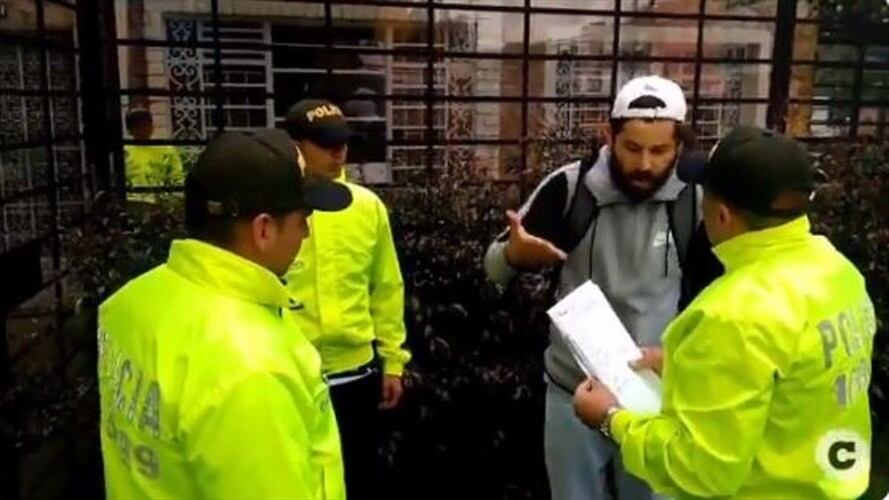 Allanan a la revista Cartel Urbano en horas previas al paro nacional. Foto: Twitter