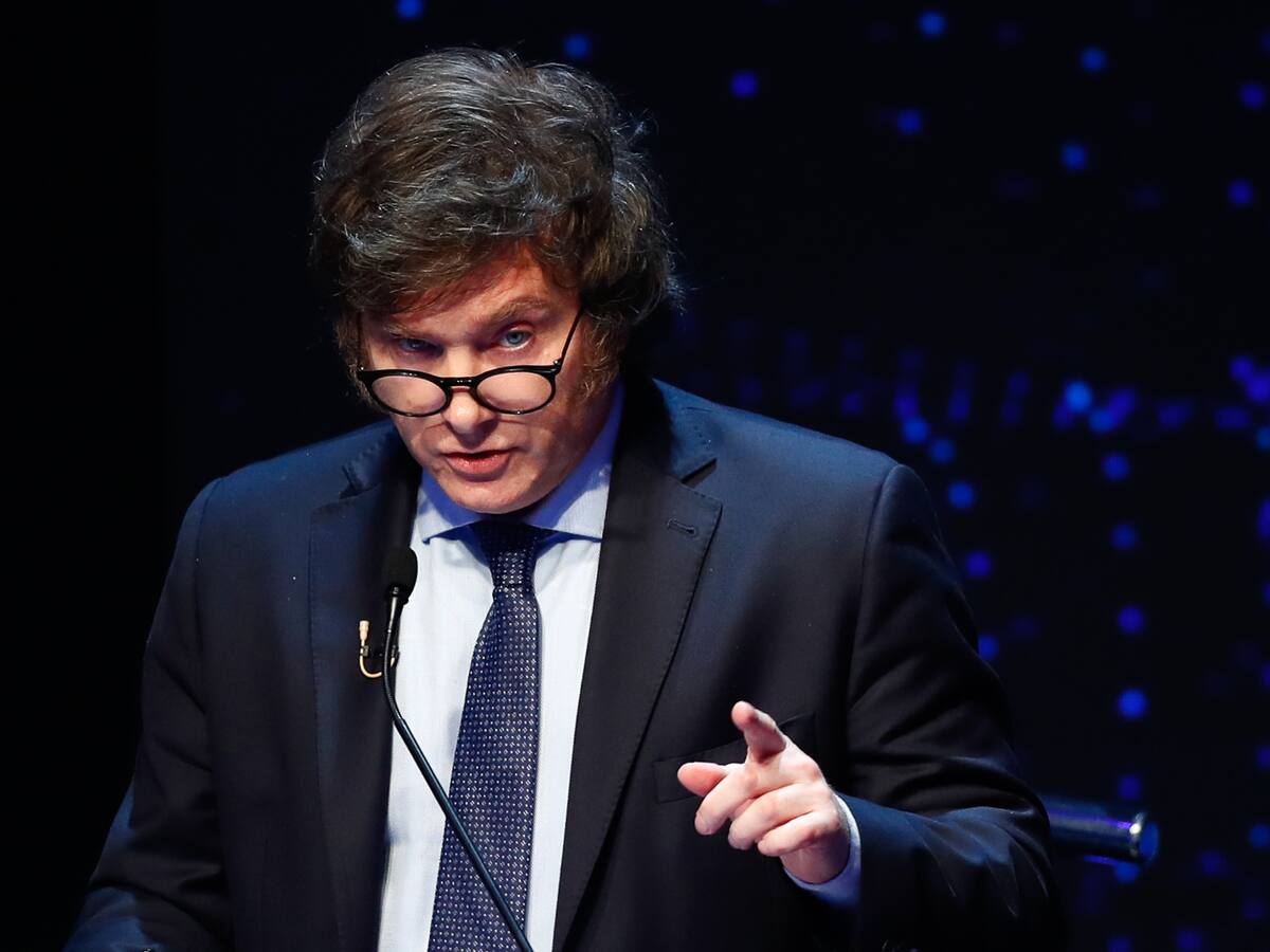 Milei busca crear impuesto para pagar 16.000 millones de dólares de indemnización por YPF