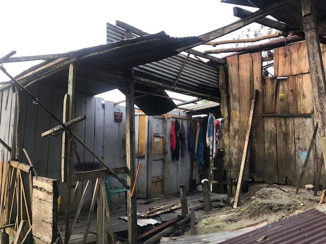 Así quedaron algunas viviendas que se vieron afectadas en el municipio de San Pablo de Borbur (Boyacá), a causa del fuerte vendaval / Foto. Suministrada