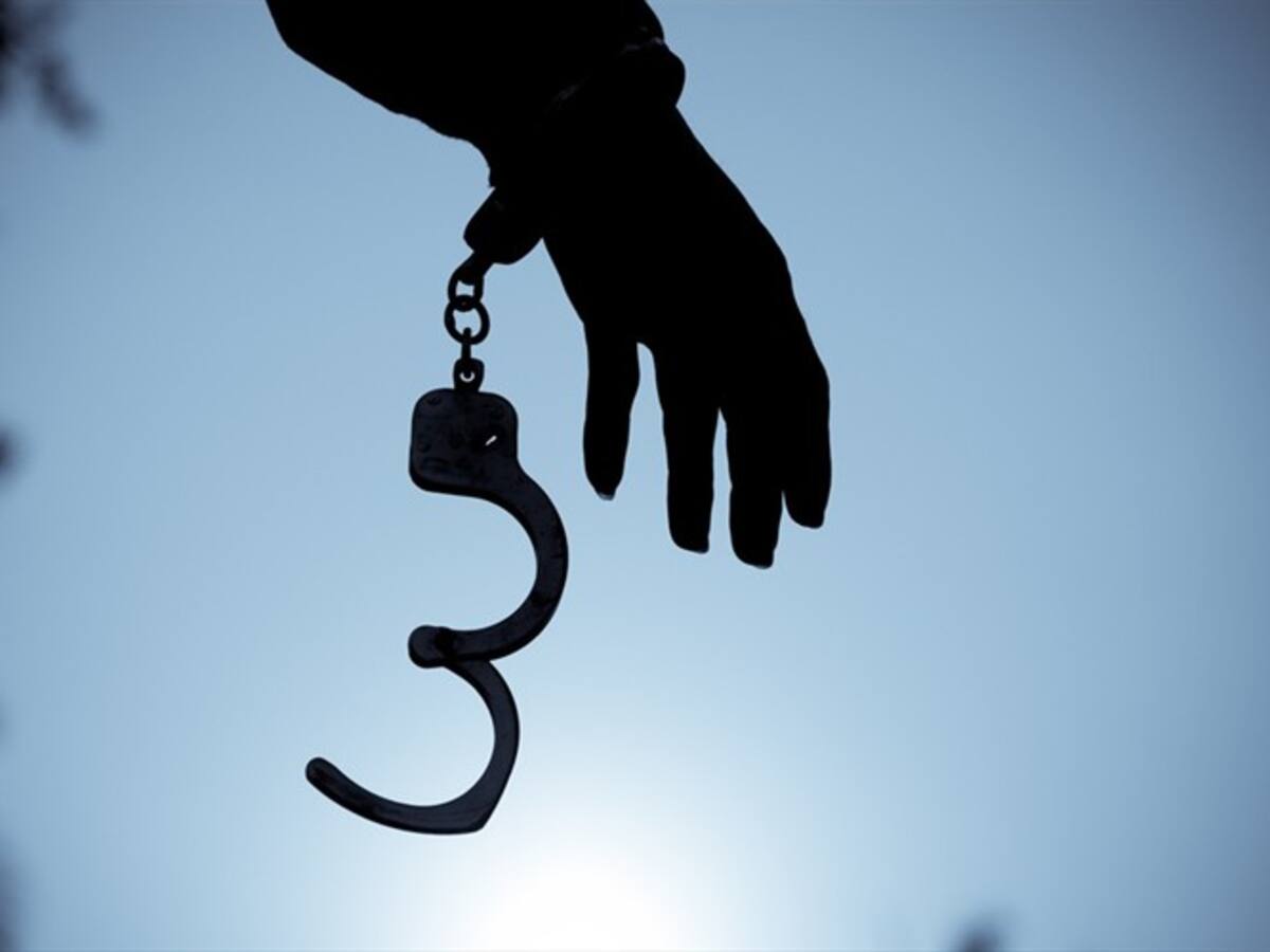 Liberan a italiano que pretendía usar documentos falsos para sacar a una bebé de Colombia