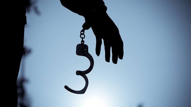 El extranjero fue detenido por agente de Migración Colombia antes de abordar un vuelo que cubría la ruta CartagenaÁmsterdam usando un Registro Civil falso.. Foto: