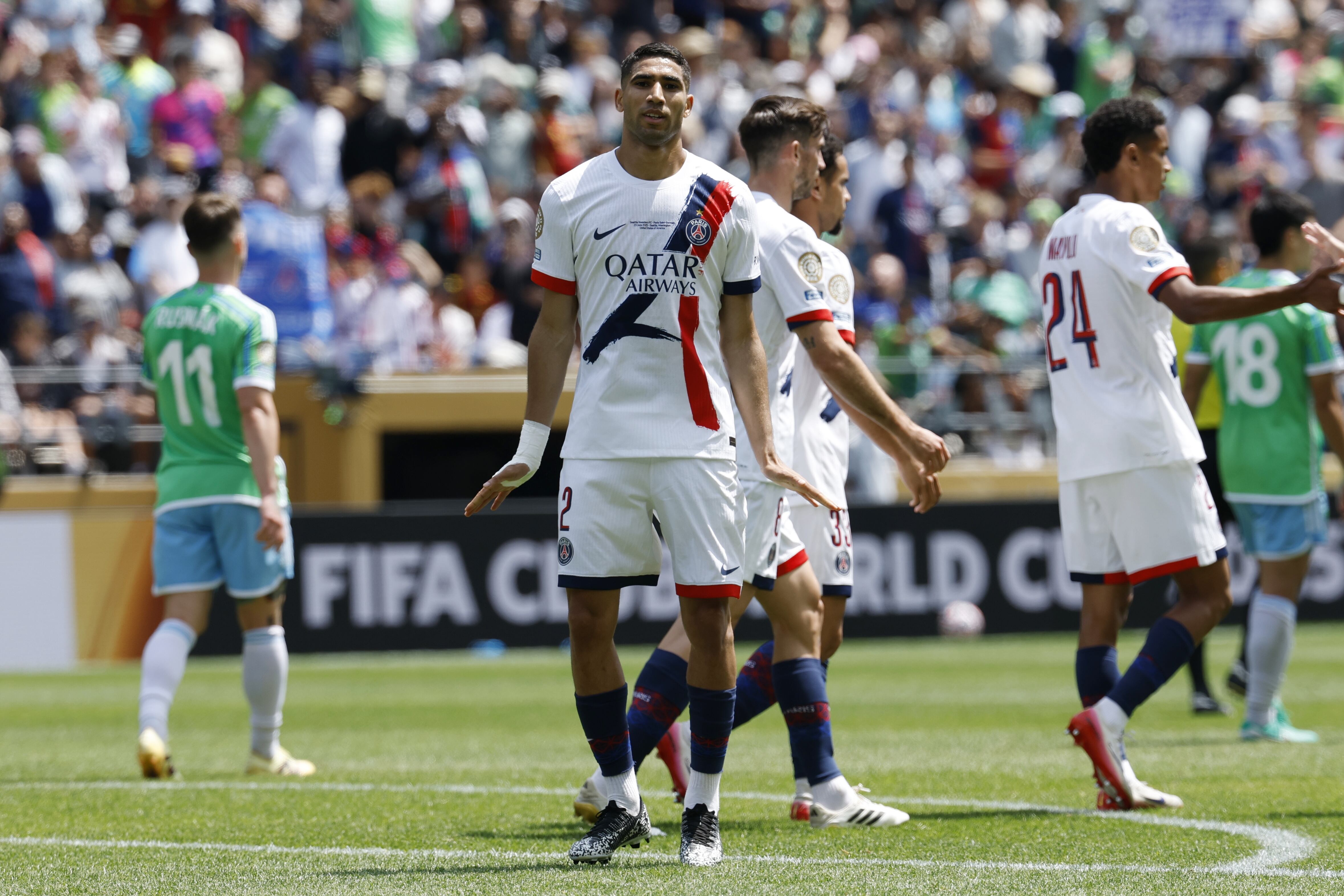 PSG venció 2-0 al Seattle Sounders y selló su clasificación a octavos de final del Mundial de Clubes. Foto: EFE/EPA/JOHN G. MABANGLO