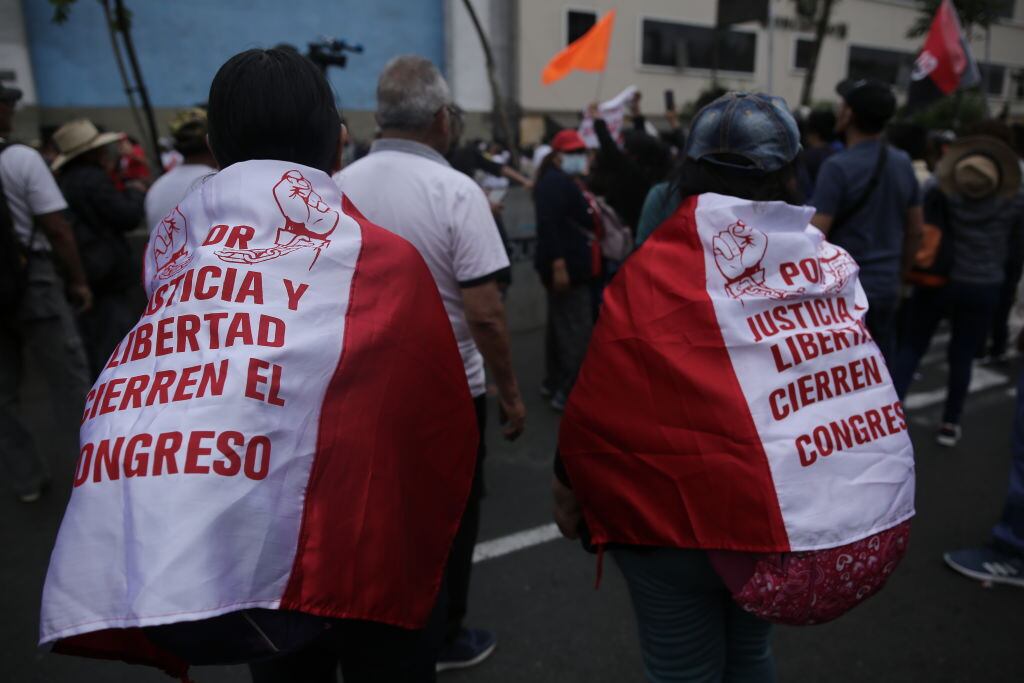 LIMA, PERU - DECEMBER 08: protestas (Photo by John Reyes/Anadolu Agency via Getty Images)
