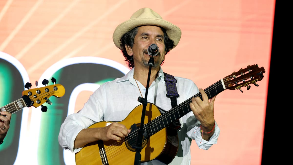 “Nos rebelamos contra el rock en español”: Jorge Villamizar y la historia detrás del Tropipop