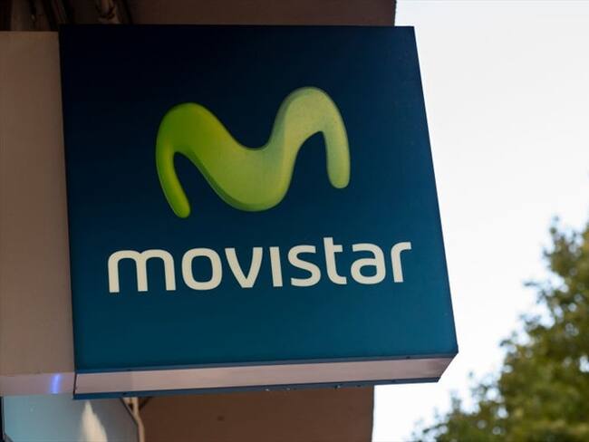 La Superintendencia de Industria y Comercio sancionó a Movistar Colombia con una multa de $263,3 millones. Foto: Getty Images / MIGUEL CANDELA