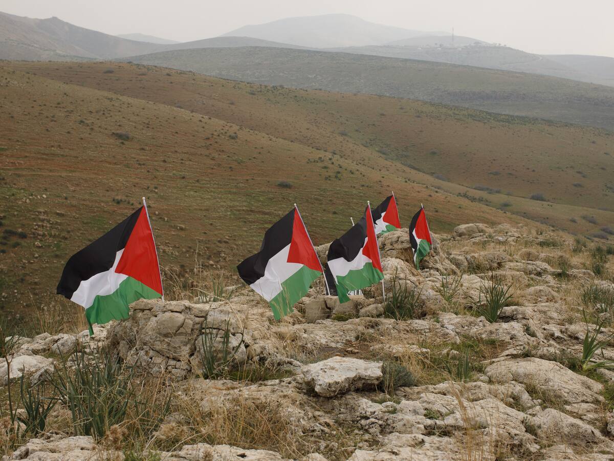 Gobierno de Palestina nombra como primer ministro a Muhamad Mustafa