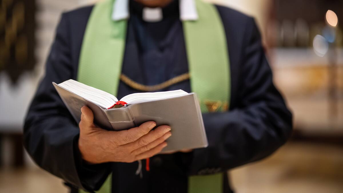 Capturan a sacerdote señalado de abusar de un monaguillo en iglesia de Soacha, Cundinamarca