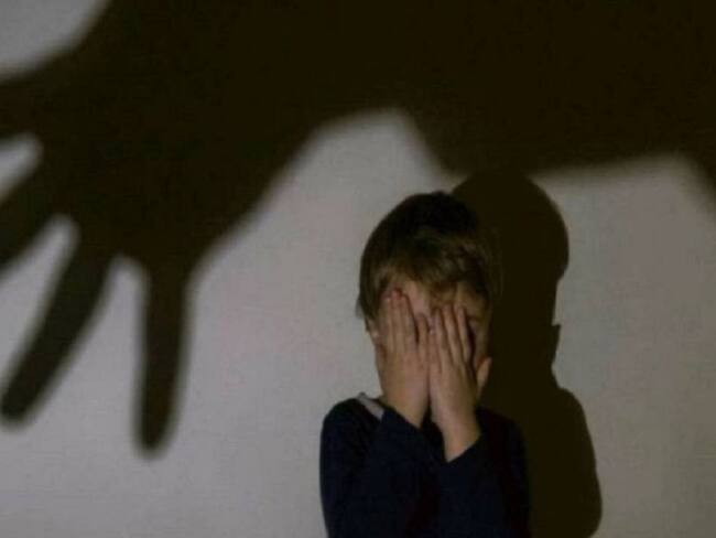 El hombre es señalado de abusar sexualmente de dos menores de edad.