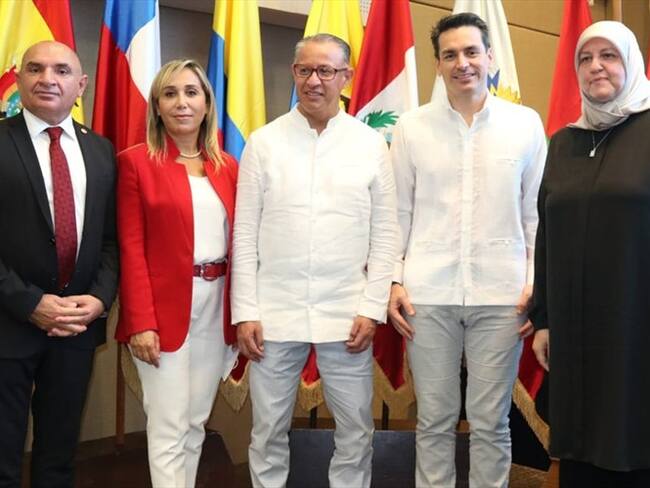 Montería es sede de la Sesión Solemne del aniversario 42 del Parlamento Andino. Foto: prensa Alcaldía Montería.