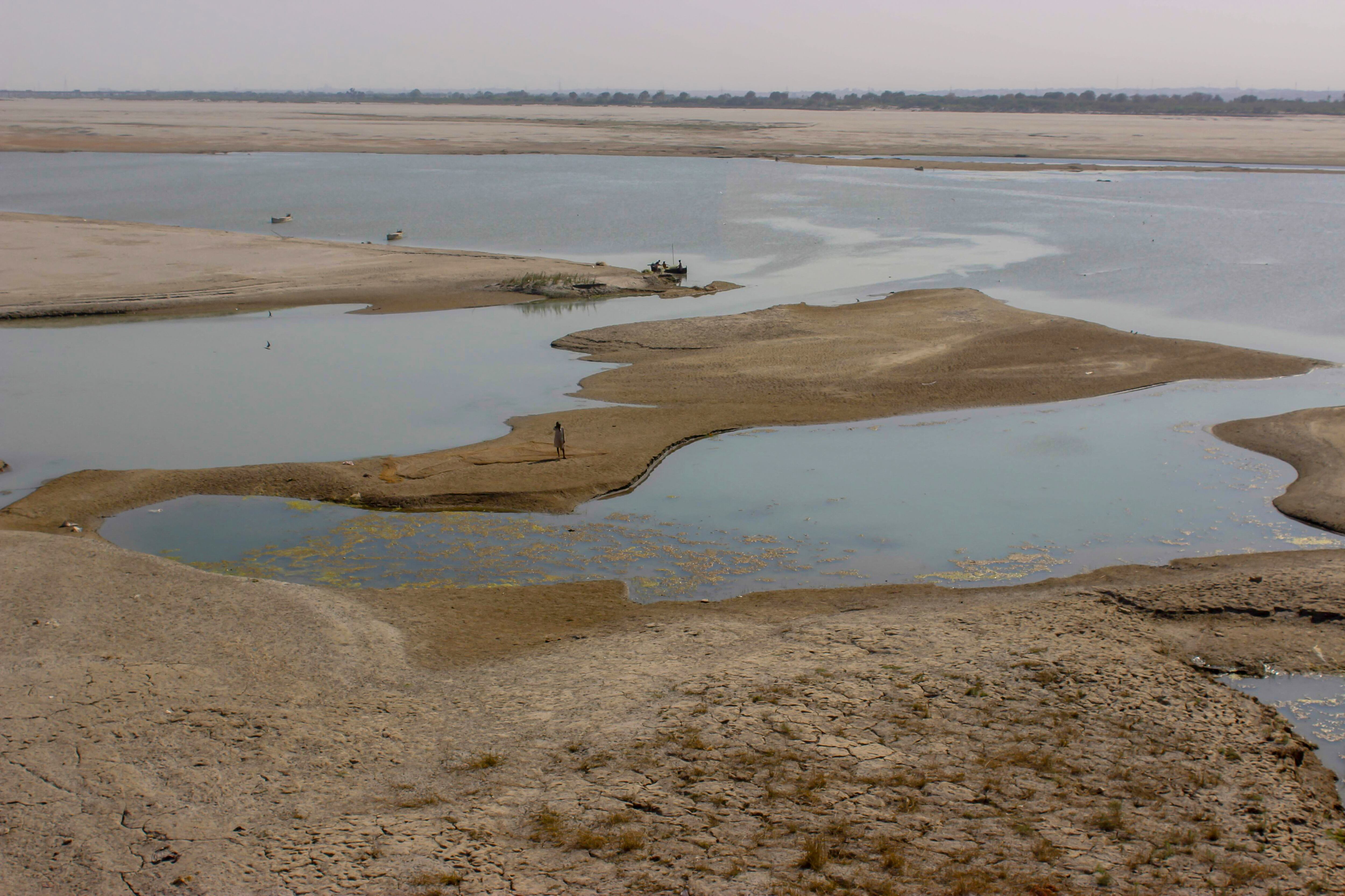 India declara guerra de agua a Pakistán. Foto: JAN ALI LAGHARI/Middle East Images/AFP via Getty Images.         