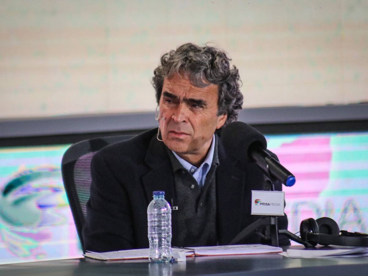 Las 10 frases que dejó Sergio Fajardo en el Debate Decisivo de Prisa Media