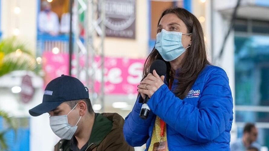 la ministra de las TIC, Karen Abudinen, anunció que ya se ha recuperado buena parte del anticipo girado a Centros Poblados. Foto: Colprensa