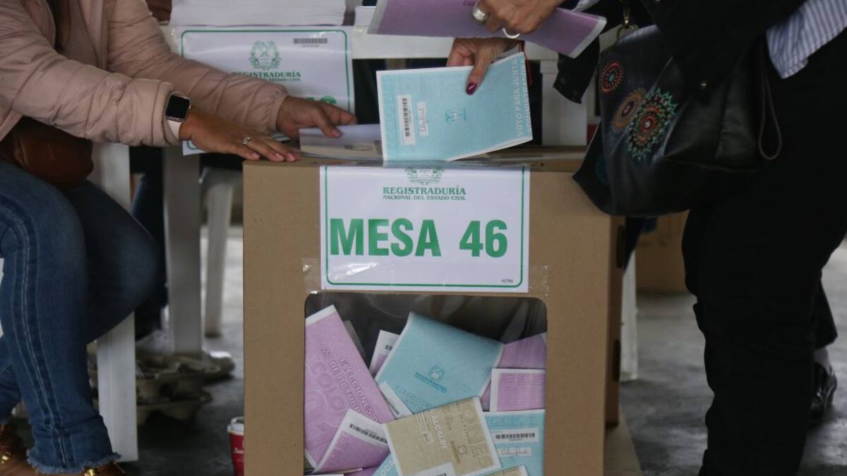Se volvió a caer el Código Electoral impulsado por el exregistrador Alexander Vega