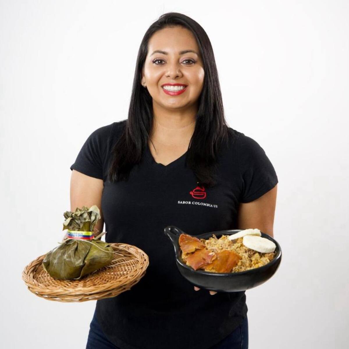 Colombiana triunfa en Estados Unidos vendiendo lechona, tamales y platos típicos del país