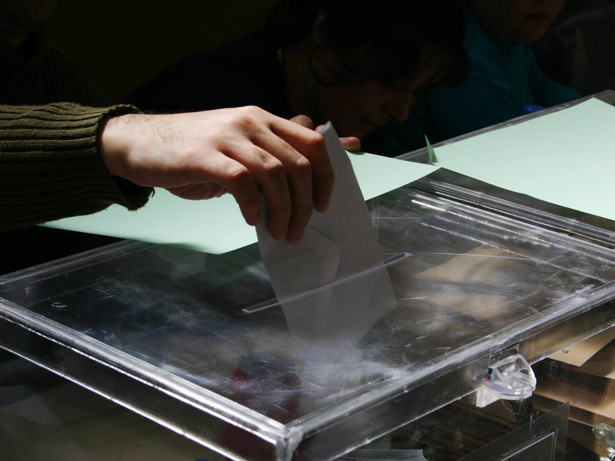 ¿Cuántos jurados de votación se han inscrito a nombre de partidos políticos en el exterior?