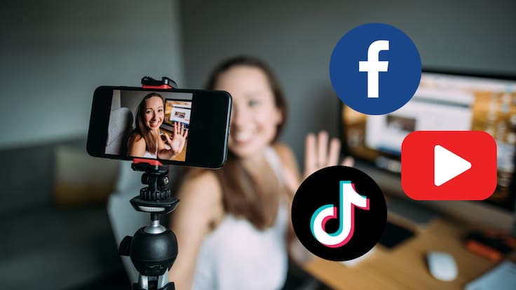 Mujer grabándose / Facebook, TikTok y YouTube (Getty Images)