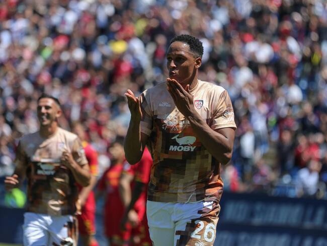 Yerry Mina. Foto: EFE/EPA/FABIO MURRU