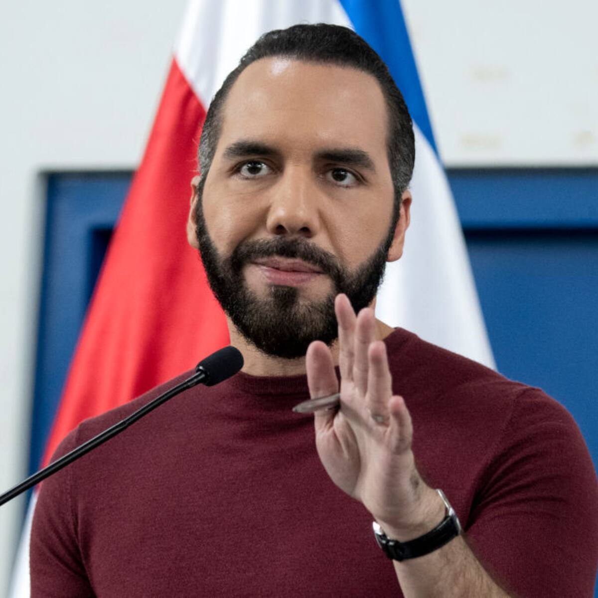 Bukele busca reintroducir la minería en El Salvador para impulsar la economía