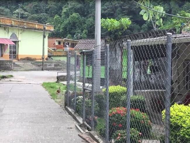 Así es un pueblo fantasma en Puerto Valdivia. Foto: La Wcon Julio Sánchez Cristo