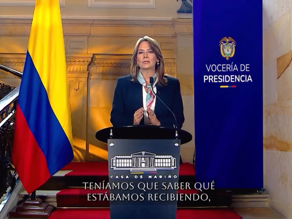 Ministra de Salud denuncia supuesto cobro del 8% en su nombre y pone bajo la lupa $2,9 billones