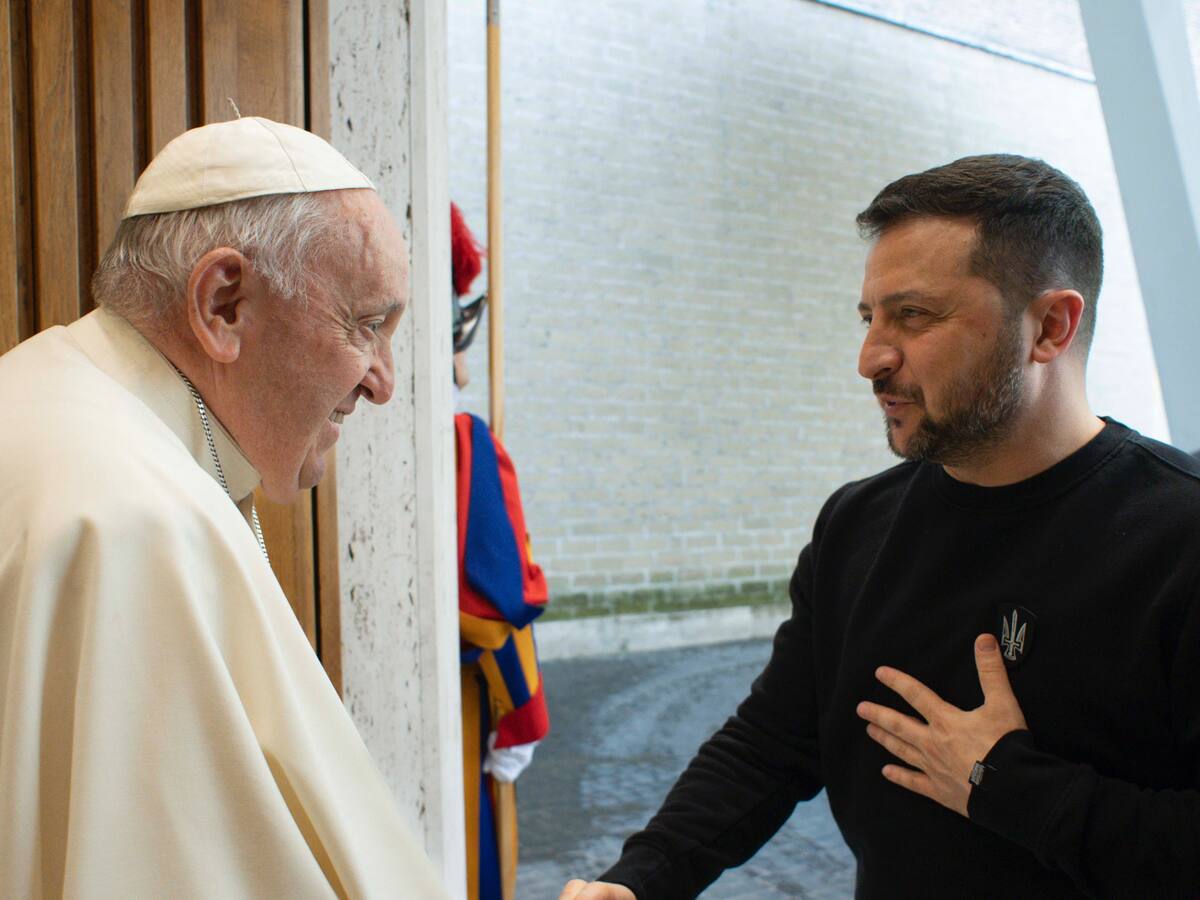 Zelenski en la muerte del papa Francisco: “Rezó por la paz en Ucrania y por los ucranianos”