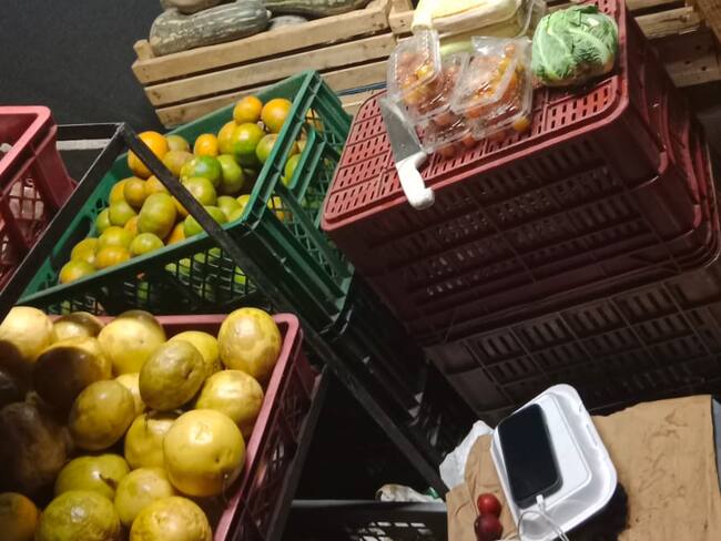 Al menos 30 comerciantes de frutas y verudras, que habían sido reubicados en el Gran Bazar, decidieron retornar a sus antiguos puntos, porque no han tenido ventas / Cortesía
