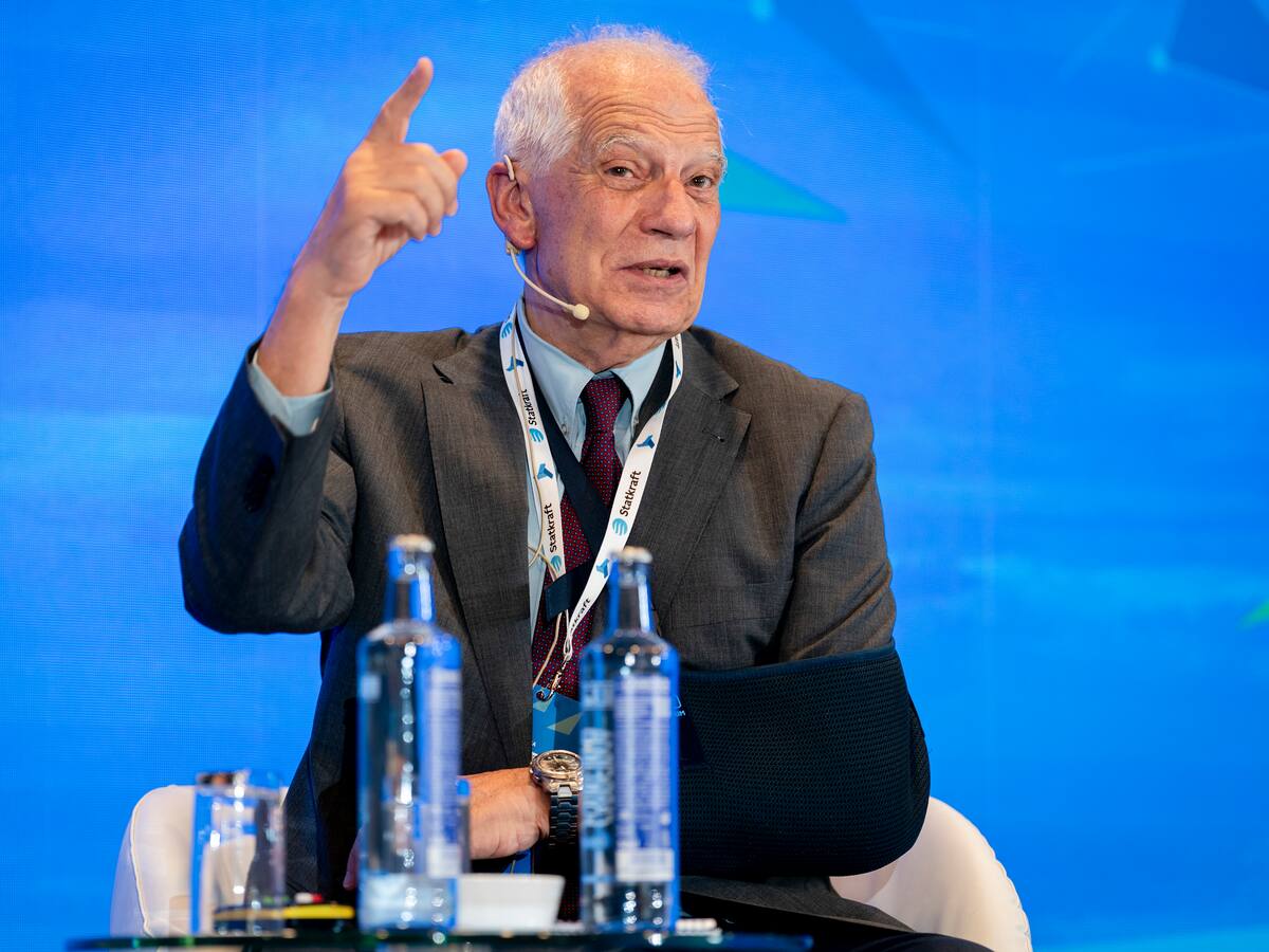 Ex vicepresidente de la Comisión Europea dijo que subir el gasto militar al 5% no es la solución