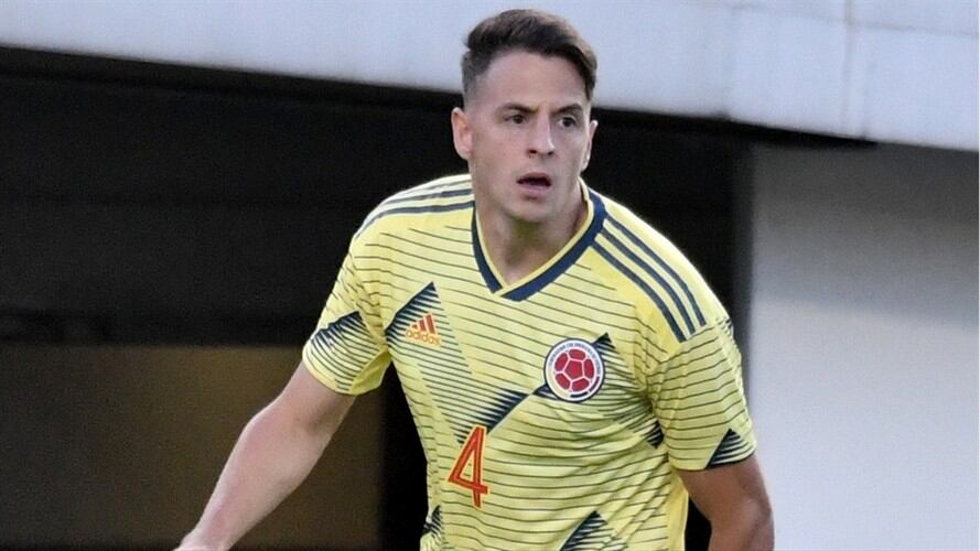 La sorpresa de la familia a Santiago Arias. Foto: Getty