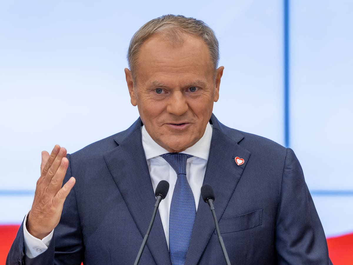 Donald Tusk habló de “señales optimistas” tras mantener conversación con Zelenski