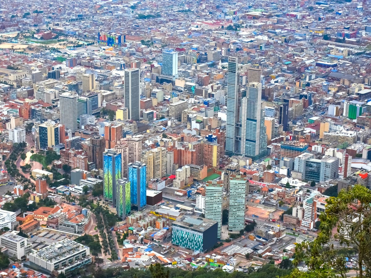 Procuraduría investiga presuntas irregularidades en obras de valorización en Bogotá