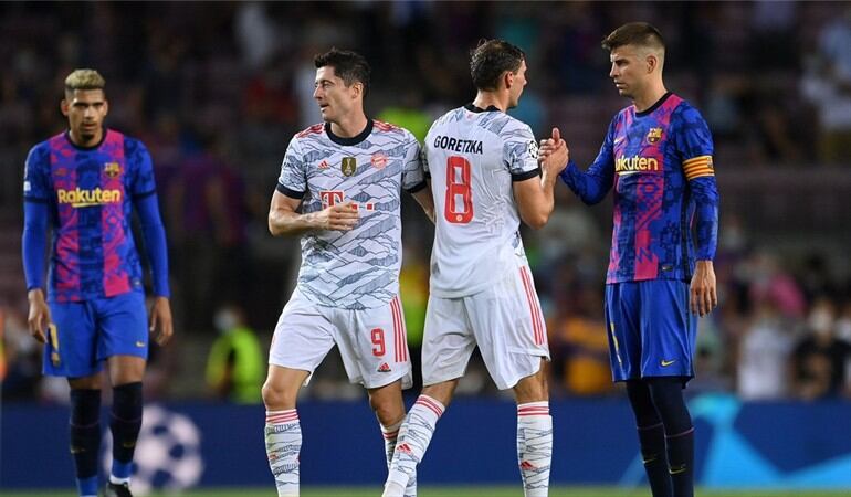 Robert Lewandowski ante el Barcelona en Champions League. Foto: David Ramos/Getty Images