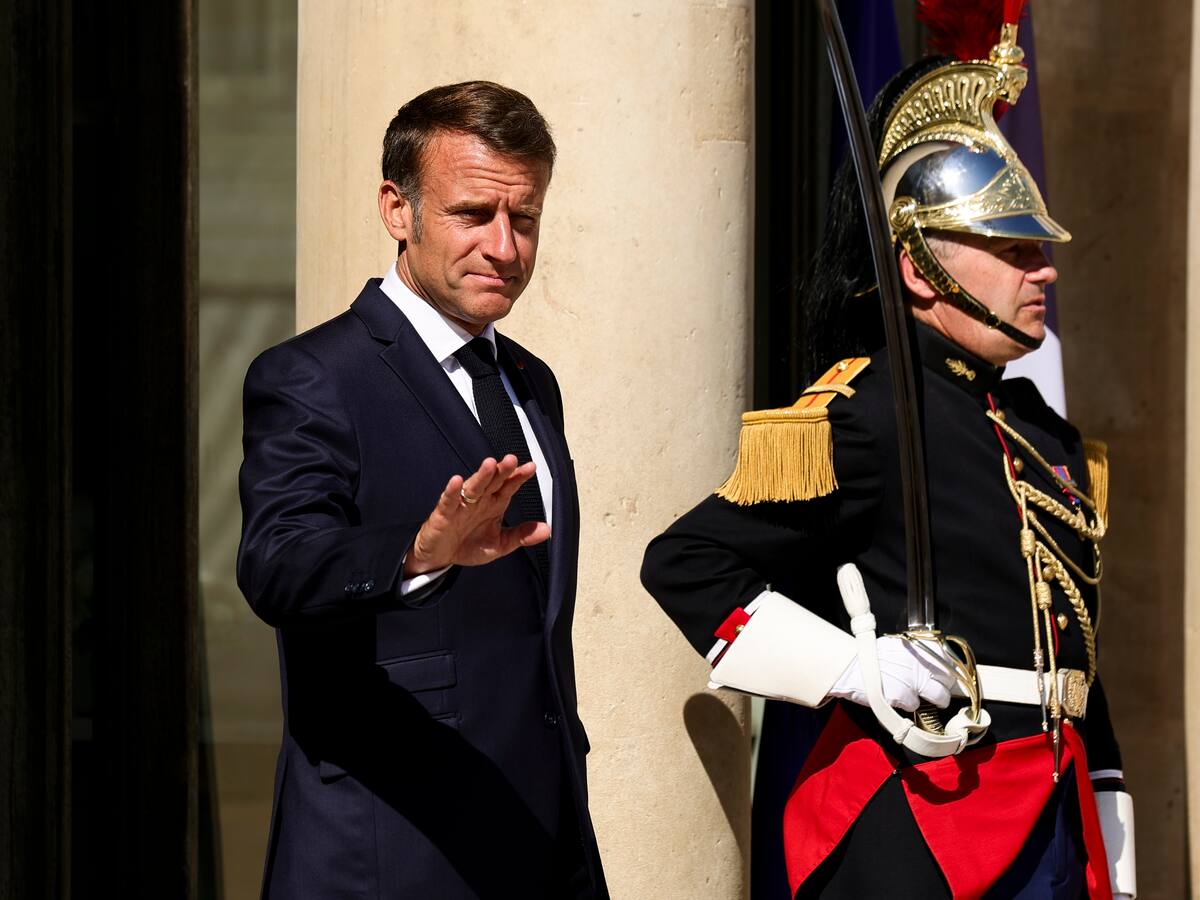 Macron fue recibido por los príncipes de Gales al iniciar su visita de Estado