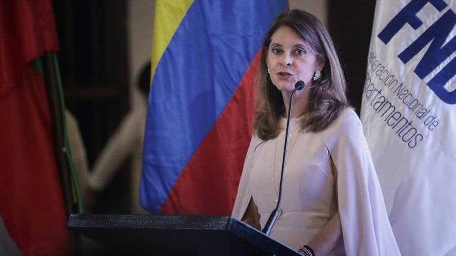 Los dos estamos acá para transformar la política no para cohonestar con tantas prácticas políticas sucias . Foto: Colprensa