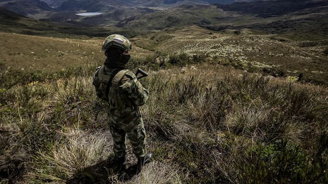 Los uniformados obtuvieron este beneficio luego de acogerse a la Justicia Transicional.. Foto: Colprensa