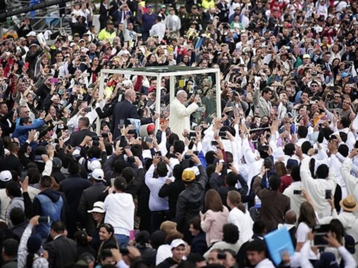 Más de 1,3 millones de personas presenciaron la misa del papa Francisco en Bogotá